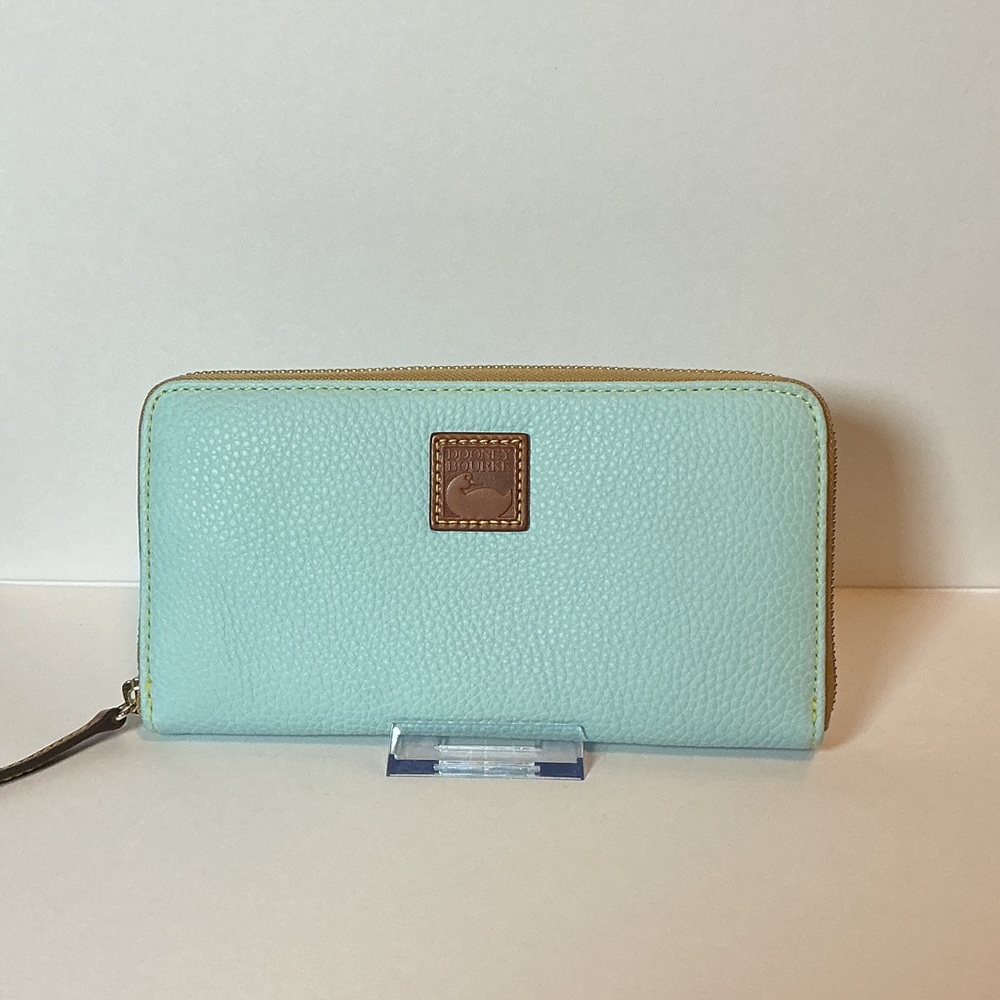 Dooney & Bourke Pebbled Grain Large Zip Around Wallet